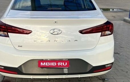 Hyundai Elantra VI рестайлинг, 2018 год, 1 750 000 рублей, 14 фотография