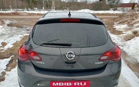 Opel Astra J, 2012 год, 870 000 рублей, 2 фотография