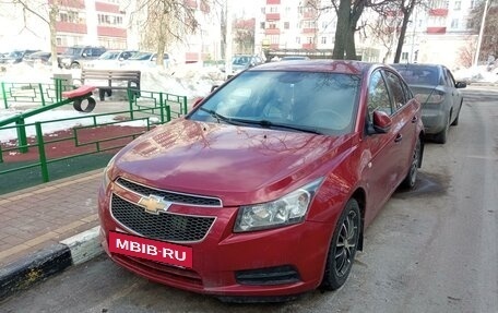 Chevrolet Cruze II, 2011 год, 735 000 рублей, 4 фотография