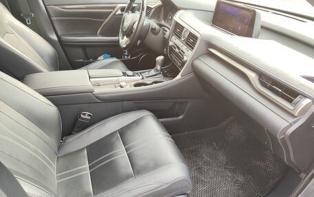 Lexus RX IV рестайлинг, 2019 год, 5 525 000 рублей, 8 фотография