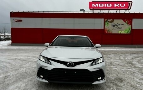 Toyota Camry, 2021 год, 4 500 000 рублей, 2 фотография
