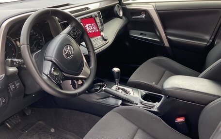 Toyota RAV4, 2015 год, 2 600 000 рублей, 13 фотография