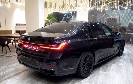BMW 7 серия, 2019 год, 5 750 000 рублей, 3 фотография