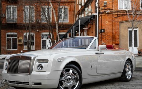 Rolls-Royce Phantom VII рестайлинг, 2008 год, 27 000 000 рублей, 3 фотография