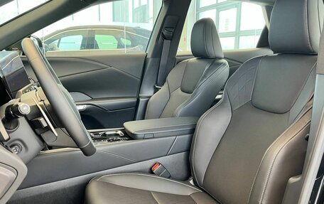 Lexus RX IV рестайлинг, 2023 год, 10 400 000 рублей, 6 фотография