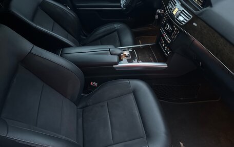 Mercedes-Benz E-Класс, 2015 год, 2 100 000 рублей, 14 фотография