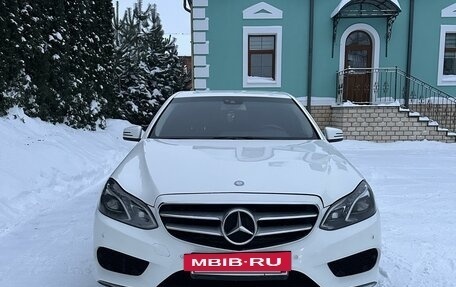 Mercedes-Benz E-Класс, 2015 год, 2 100 000 рублей, 21 фотография
