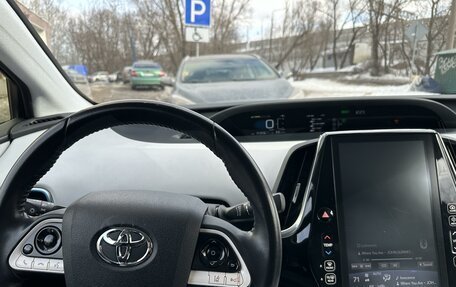 Toyota Prius IV XW50, 2018 год, 2 179 000 рублей, 21 фотография