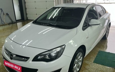 Opel Astra J, 2013 год, 1 175 000 рублей, 18 фотография