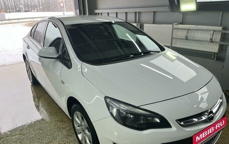 Opel Astra J, 2013 год, 1 175 000 рублей, 17 фотография