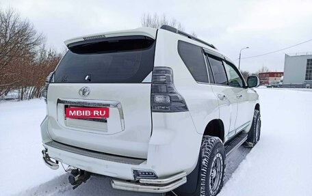 Toyota Land Cruiser Prado 150 рестайлинг 2, 2013 год, 3 450 000 рублей, 3 фотография