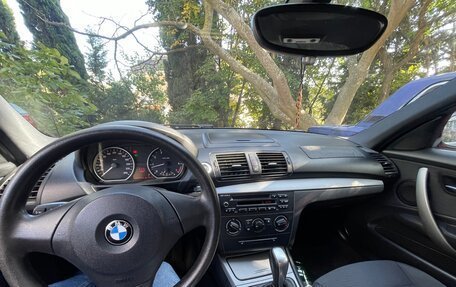 BMW 1 серия, 2010 год, 850 000 рублей, 15 фотография