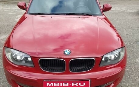 BMW 1 серия, 2010 год, 850 000 рублей, 9 фотография