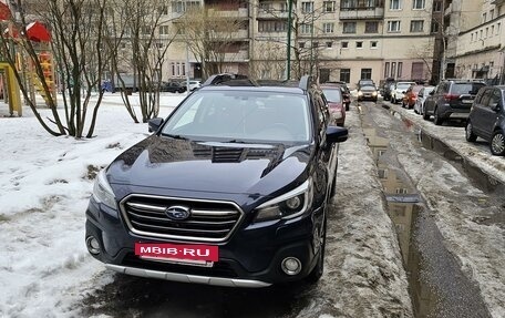 Subaru Outback IV рестайлинг, 2018 год, 2 700 000 рублей, 15 фотография