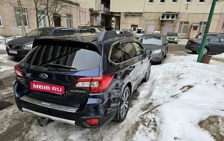 Subaru Outback IV рестайлинг, 2018 год, 2 700 000 рублей, 9 фотография