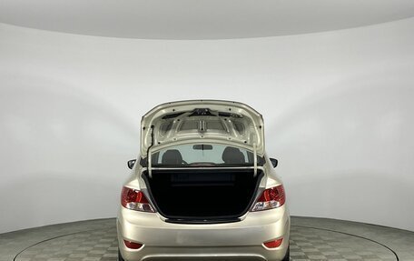 Hyundai Solaris II рестайлинг, 2011 год, 930 000 рублей, 9 фотография