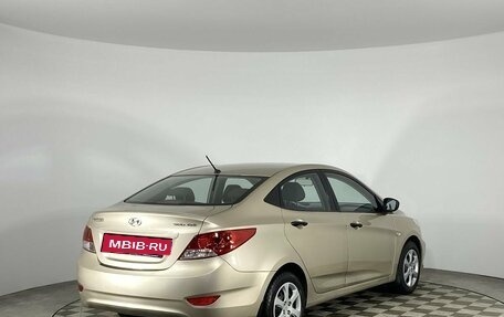 Hyundai Solaris II рестайлинг, 2011 год, 930 000 рублей, 6 фотография