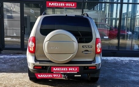 Chevrolet Niva I рестайлинг, 2018 год, 935 000 рублей, 6 фотография