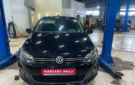 Volkswagen Polo VI (EU Market), 2013 год, 999 990 рублей, 2 фотография