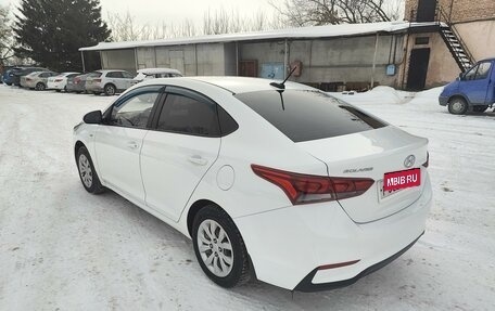 Hyundai Solaris II рестайлинг, 2017 год, 1 350 000 рублей, 2 фотография