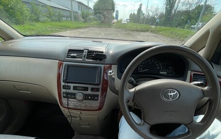 Toyota Ipsum II, 2006 год, 865 000 рублей, 8 фотография