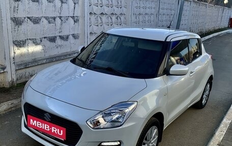 Suzuki Swift V, 2018 год, 1 600 000 рублей, 7 фотография