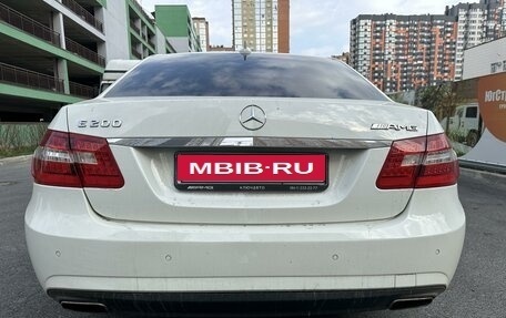 Mercedes-Benz E-Класс, 2012 год, 1 950 000 рублей, 5 фотография