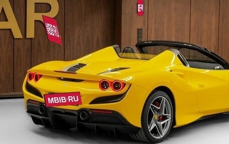 Ferrari F8, 2023 год, 48 000 000 рублей, 13 фотография