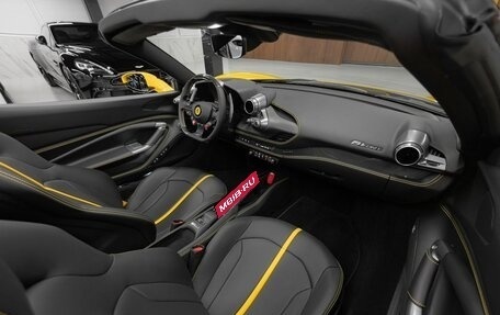 Ferrari F8, 2023 год, 48 000 000 рублей, 37 фотография