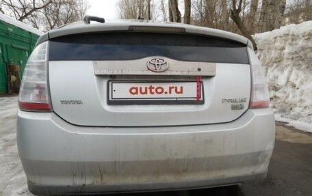 Toyota Prius, 2006 год, 650 000 рублей, 11 фотография