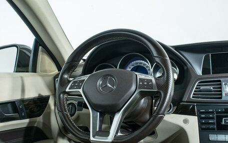 Mercedes-Benz E-Класс, 2014 год, 2 350 000 рублей, 14 фотография