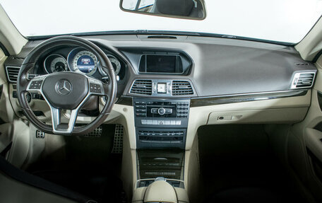 Mercedes-Benz E-Класс, 2014 год, 2 350 000 рублей, 12 фотография