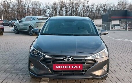 Hyundai Elantra VI рестайлинг, 2019 год, 1 845 000 рублей, 4 фотография