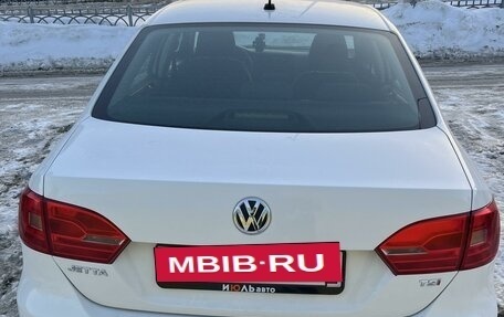 Volkswagen Jetta VI, 2014 год, 1 090 000 рублей, 4 фотография