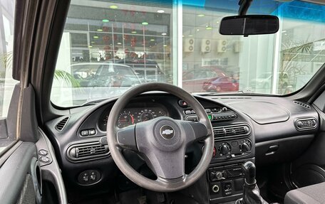 Chevrolet Niva I рестайлинг, 2010 год, 560 000 рублей, 6 фотография