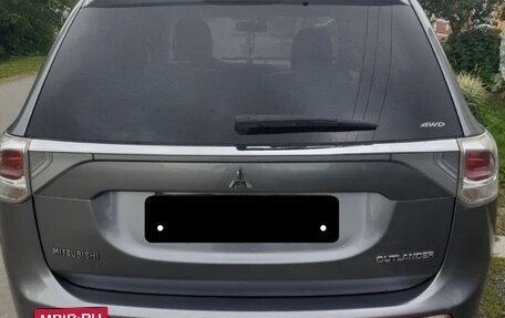 Mitsubishi Outlander III рестайлинг 3, 2012 год, 1 750 000 рублей, 1 фотография