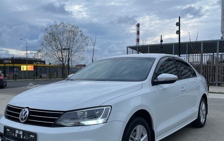 Volkswagen Jetta VI, 2016 год, 1 780 000 рублей, 4 фотография