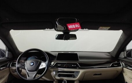BMW 7 серия, 2015 год, 3 600 000 рублей, 12 фотография