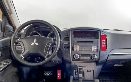 Mitsubishi Pajero IV, 2012 год, 1 799 000 рублей, 14 фотография