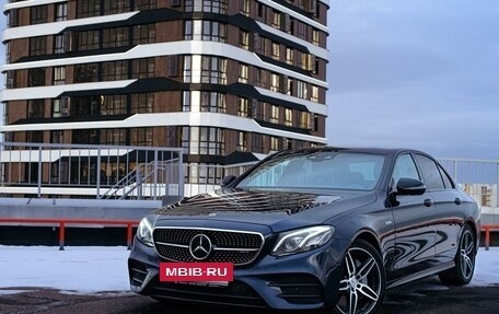 Mercedes-Benz E-Класс AMG, 2018 год, 4 990 000 рублей, 3 фотография