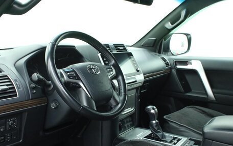 Toyota Land Cruiser Prado 150 рестайлинг 2, 2021 год, 7 725 000 рублей, 16 фотография