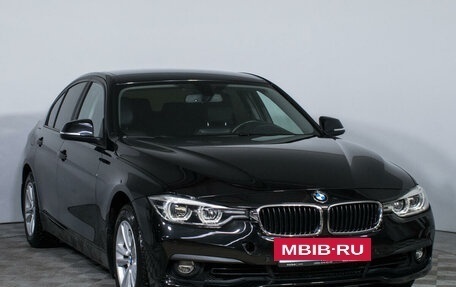 BMW 3 серия, 2018 год, 2 357 000 рублей, 3 фотография
