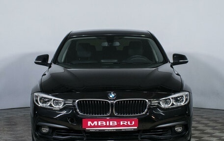 BMW 3 серия, 2018 год, 2 357 000 рублей, 2 фотография