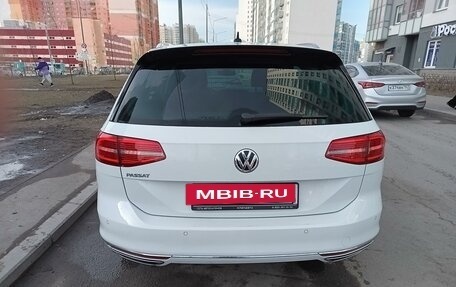 Volkswagen Passat B8 рестайлинг, 2018 год, 2 650 000 рублей, 3 фотография