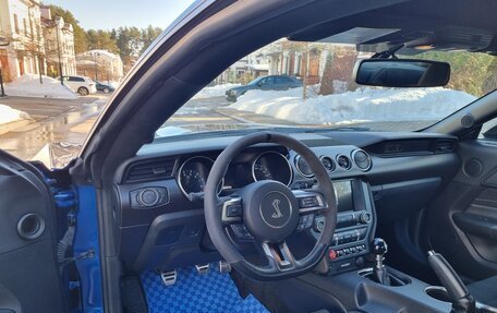 Ford Mustang VI рестайлинг, 2017 год, 9 800 000 рублей, 15 фотография