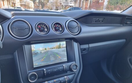Ford Mustang VI рестайлинг, 2017 год, 9 800 000 рублей, 20 фотография
