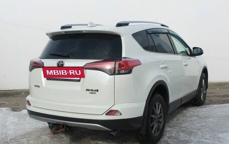Toyota RAV4, 2018 год, 2 650 000 рублей, 5 фотография