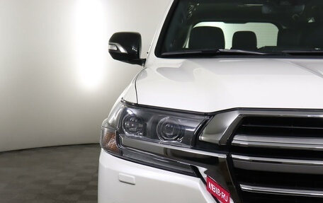Toyota Land Cruiser 200, 2020 год, 10 500 000 рублей, 23 фотография