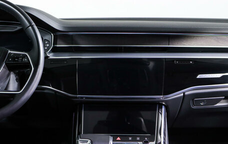 Audi A8, 2022 год, 13 000 000 рублей, 13 фотография
