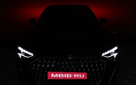 Audi A8, 2022 год, 13 000 000 рублей, 17 фотография